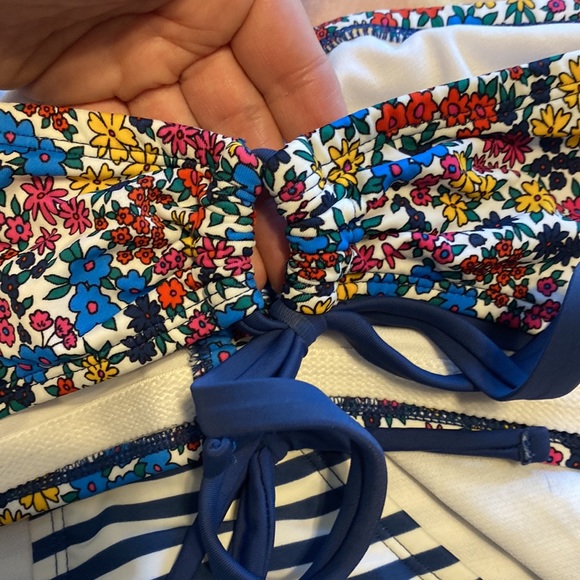 Size Xl Time and Tru swimsuit - Picture 6 of 6